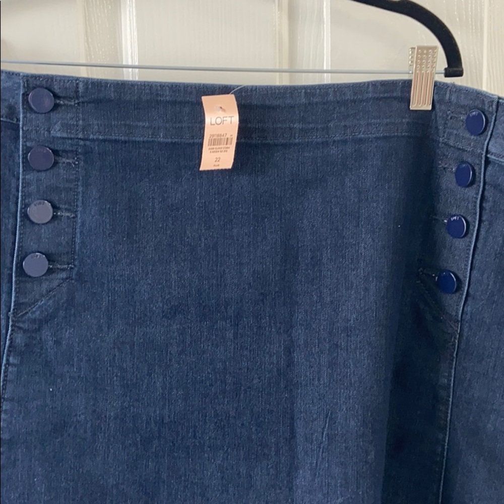 Brand New Loft Plus Size Denim Skirt - Sz 22